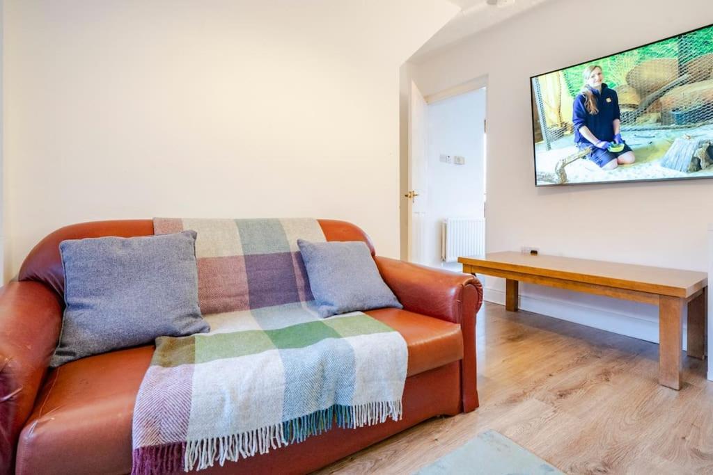Modern 3 Bedroom House Close To Ferry And City Centre Belfast Exterior photo