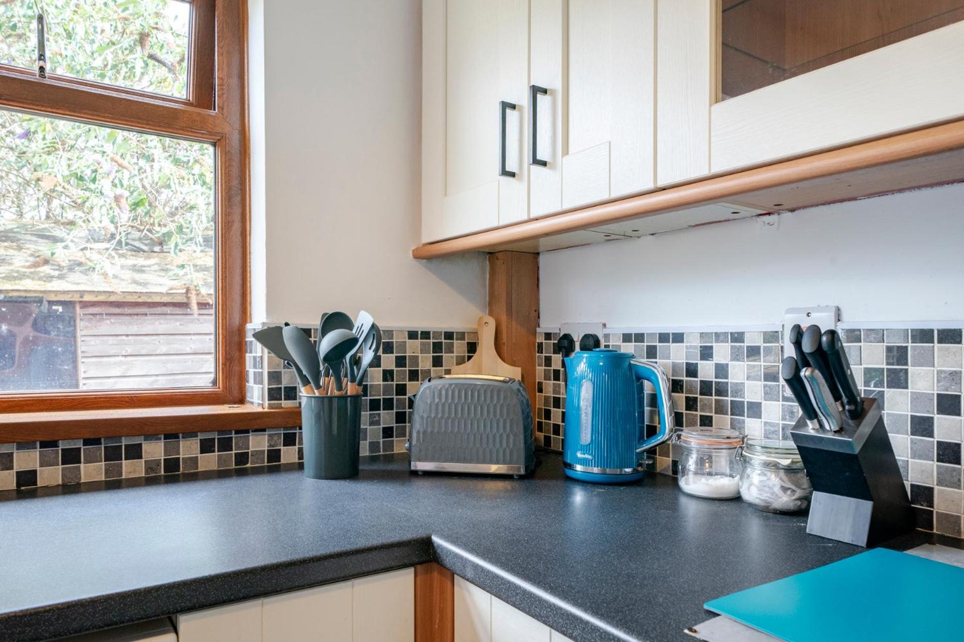 Modern 3 Bedroom House Close To Ferry And City Centre Belfast Exterior photo